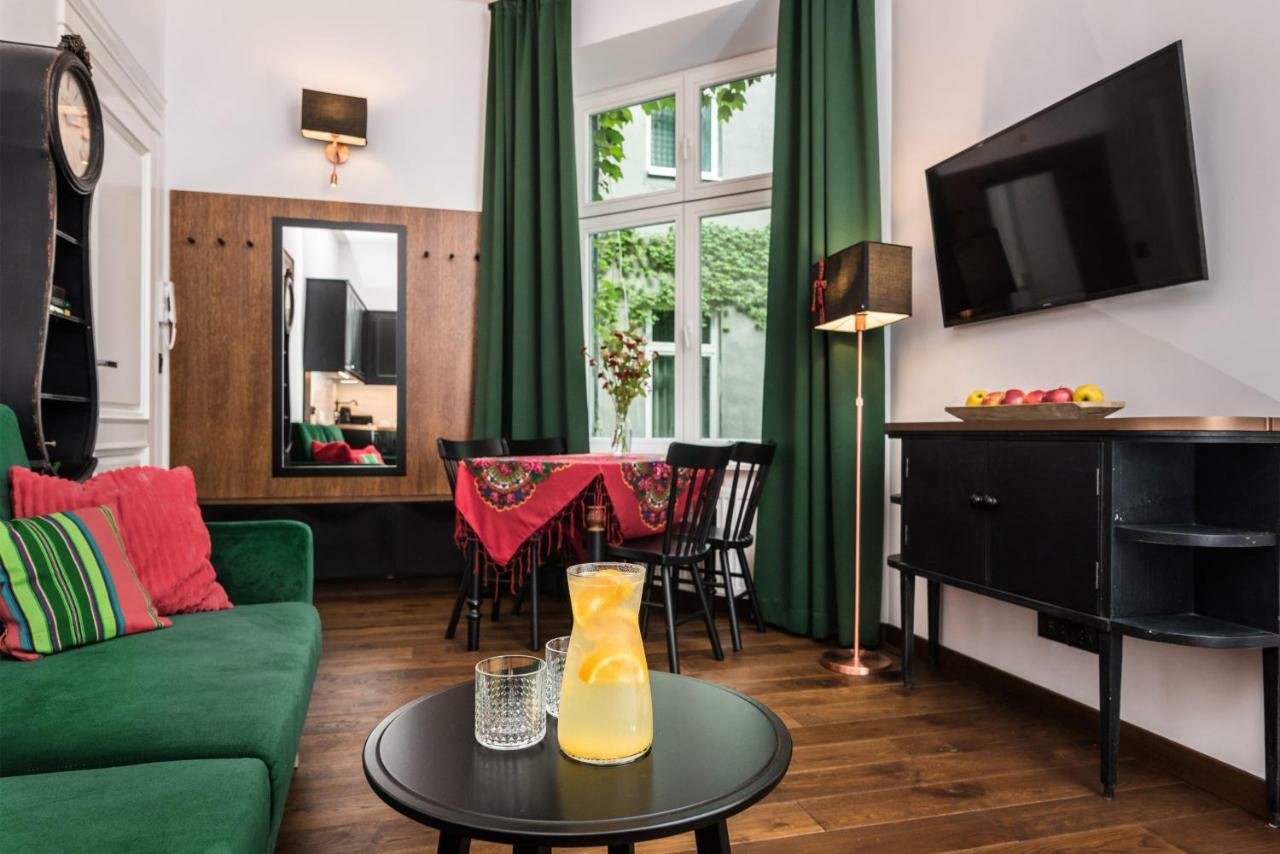 Wooden Horse - New Apartment - Old Town คราคูฟ ภายนอก รูปภาพ